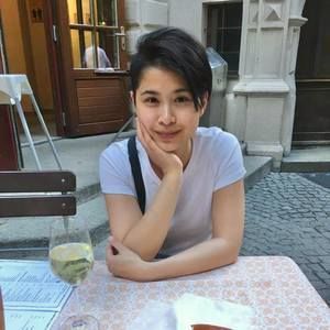 Meet your Posher, Jackie